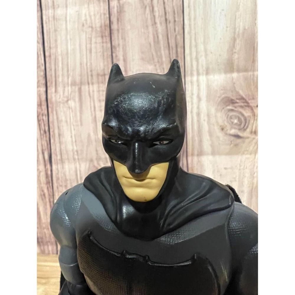 Batman Vs Superman Action Figure - Picture 7 of 9